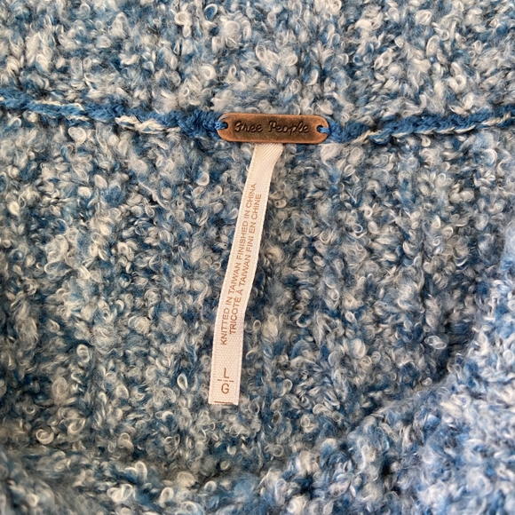 Free People Avalon blue marine cozy sweater - Picture 7 of 8